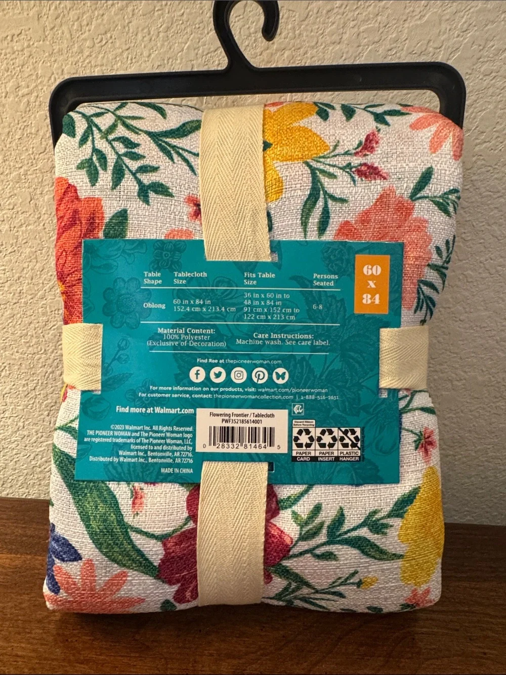 The Pioneer Woman Multi-Color Flowering Tablecloth 60 in Wx84 in L - NWT